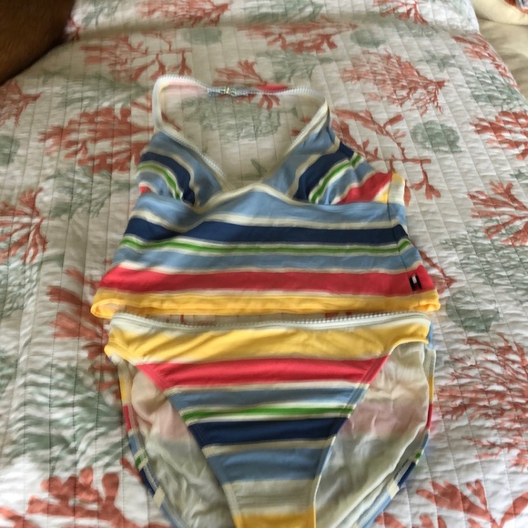 Tommy Hilfiger Other - Tommy Hilfiger  Size M   Multi Color Stripes